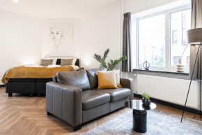 Xl Loft With Balcony And Wifi Near Hotspots